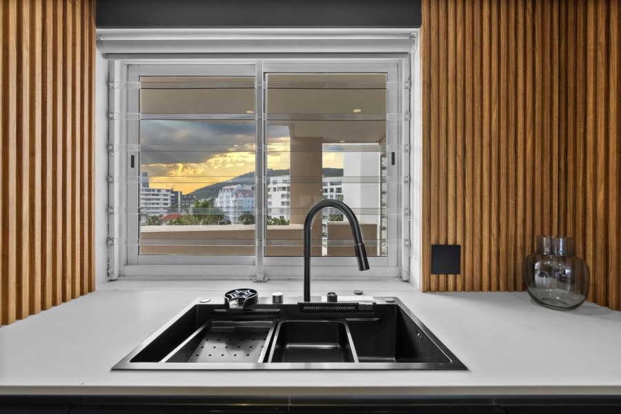 2 Bedroom Property for Sale in Bantry Bay Western Cape